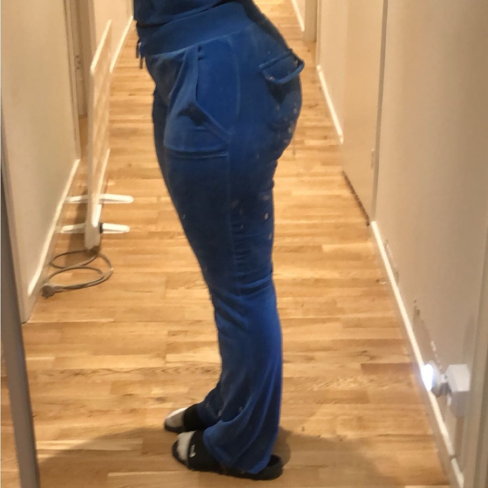 Juicy Couture baby blue track pants !